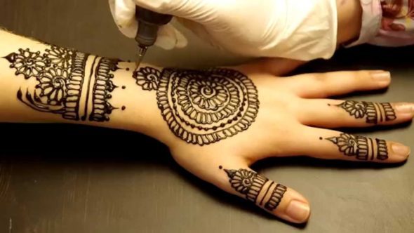 Unexpected Poisoning from an Exotic Source – Henna
